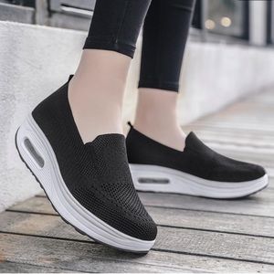 Women's Orthopedic Sneakers